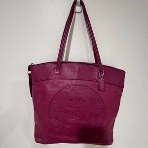 👜 Coach Laura Signature Embossed Leather Tote Burgundy